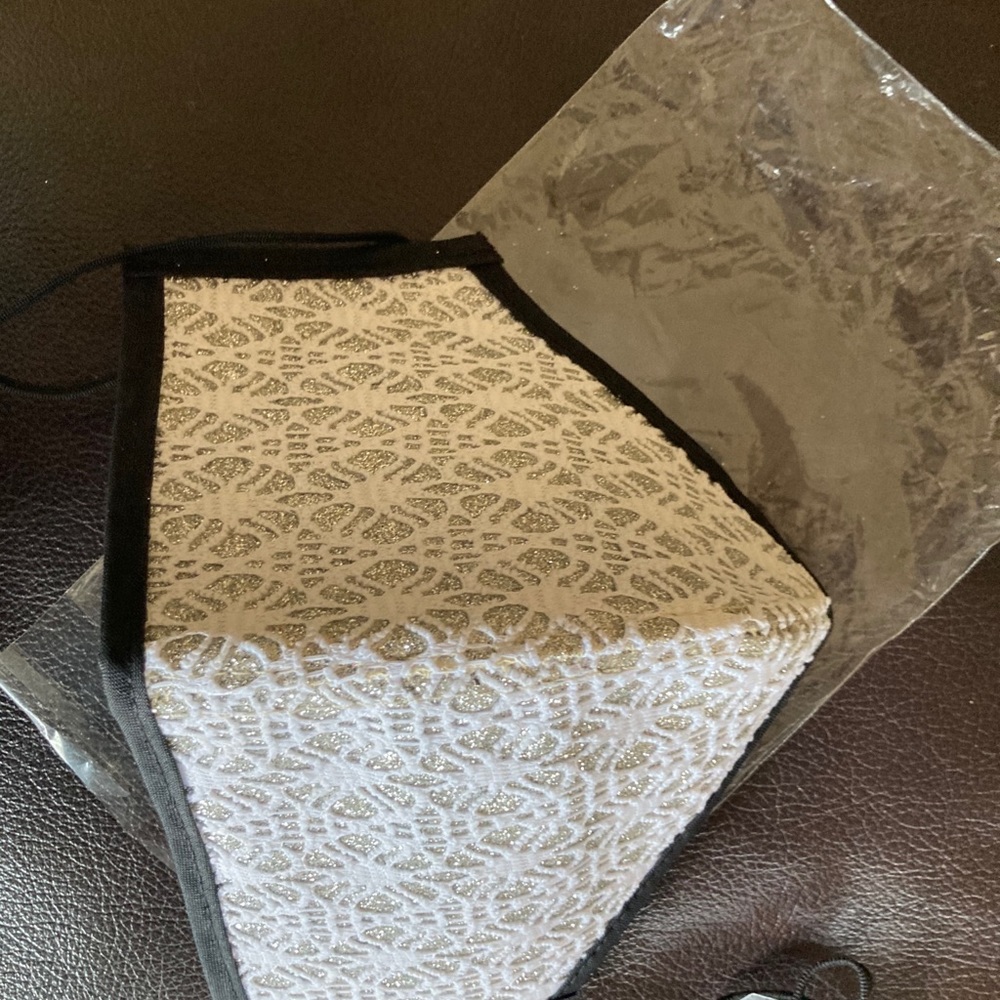 Women’s Mask
